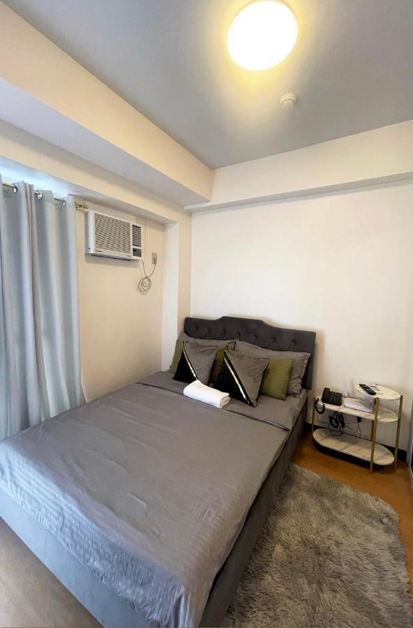 The Celandine By Dmci Homes Caloocan Экстерьер фото
