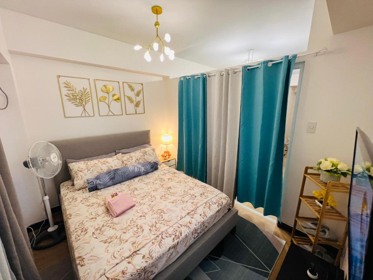The Celandine By Dmci Homes Caloocan Экстерьер фото